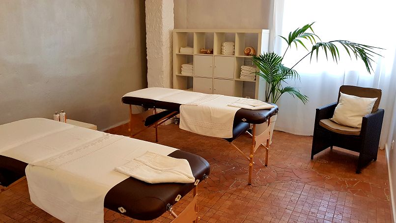 zonabeauty alcudia mallorca massage room